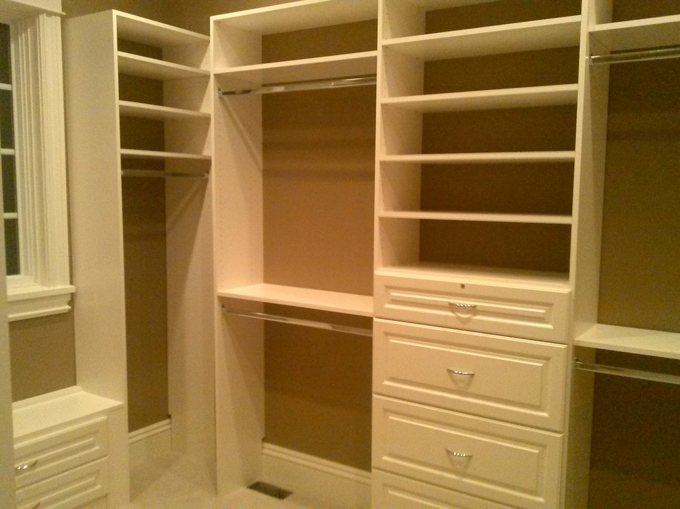 Design ideas for a contemporary storage and wardrobe in New York.