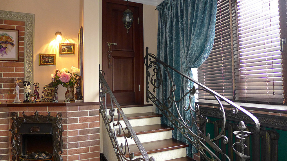 " Ностальгия"___ Студия.  Квартира в Москве, 100 кв.м.