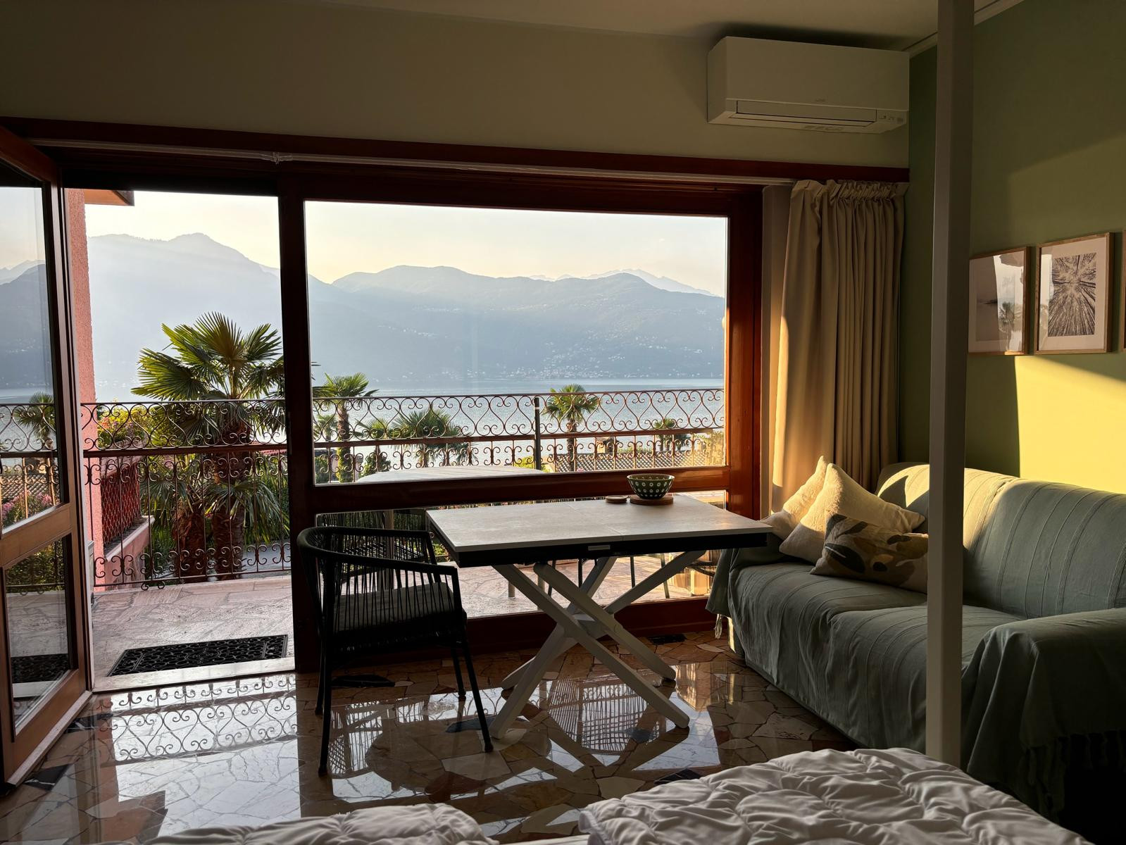 Il lago in una stanza - the lake in a room