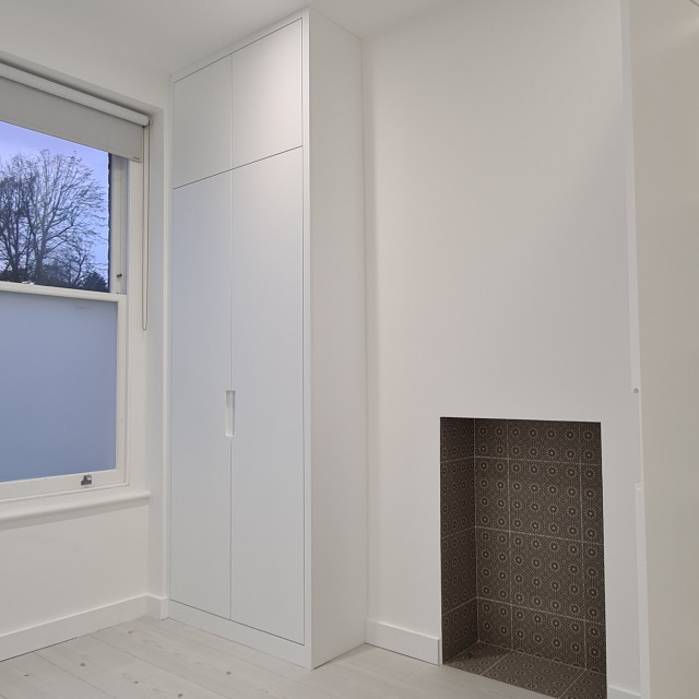 All white modern-bedroom