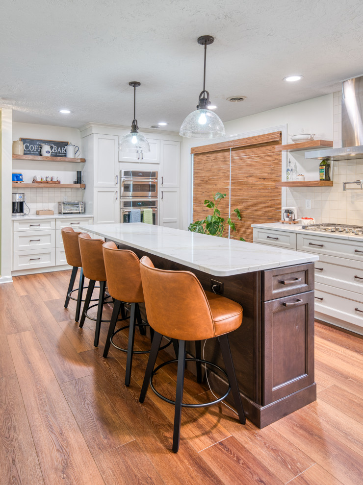 Kitchen - transitional kitchen idea