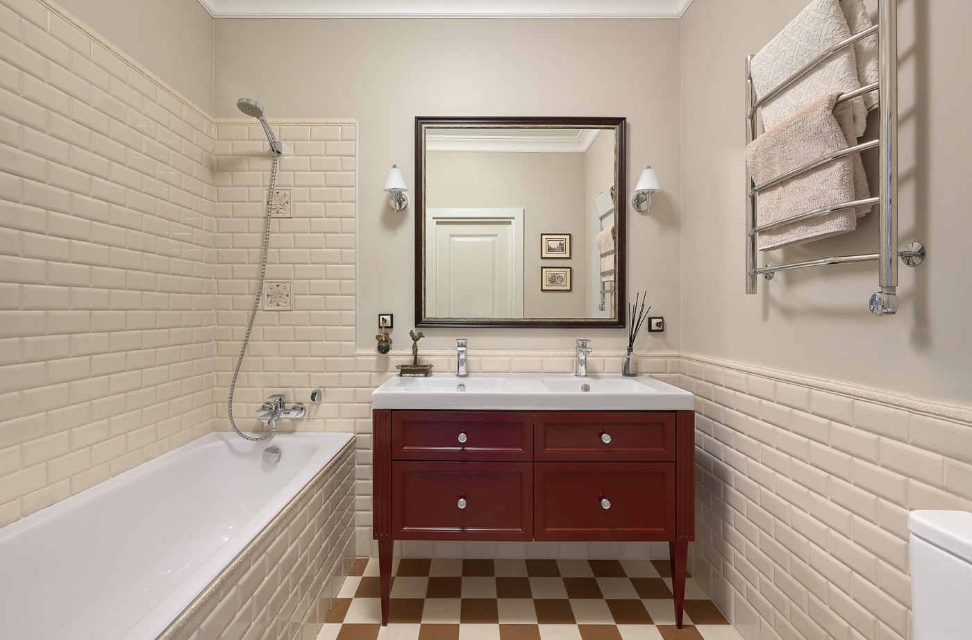 Неоклассика с лавандовым оттенком