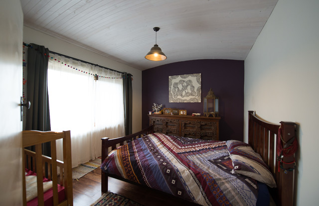 DIY curved ceiling eclectic-bedroom