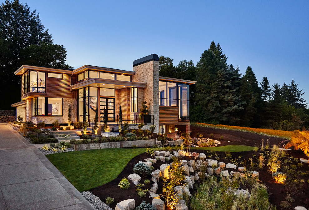 Inspiration for a contemporary home design in Portland.