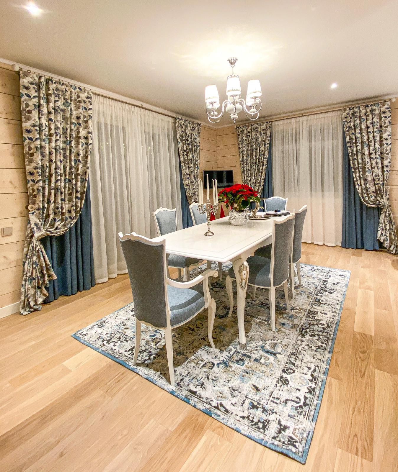 Гостиная в загородном доме