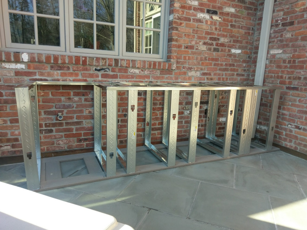 Outdoor Kitchens