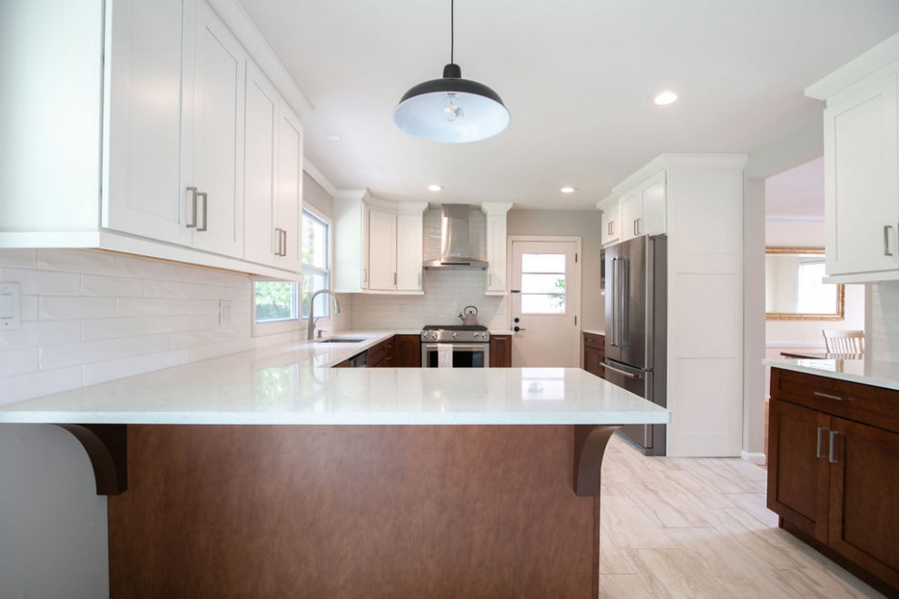 Kitchen - transitional kitchen idea in Atlanta