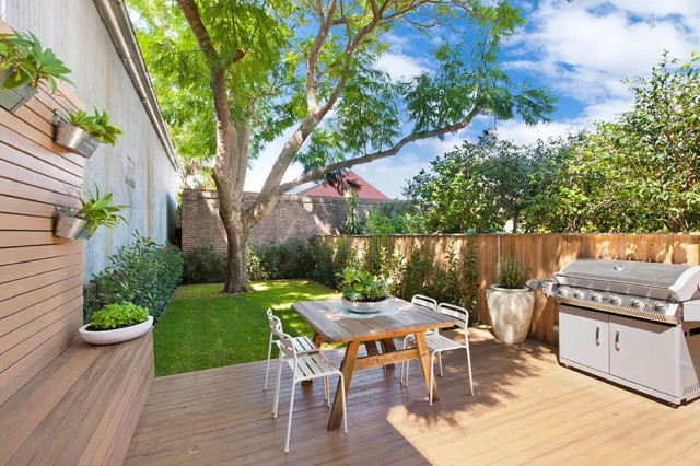 Annandale Extension contemporary-uteplats
