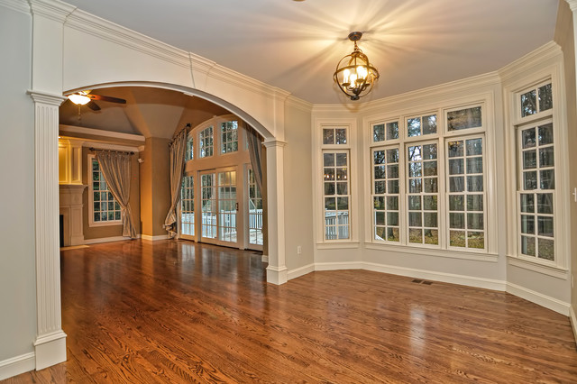 Updated Transitional Two-Tone Kitchen traditional-kitchen