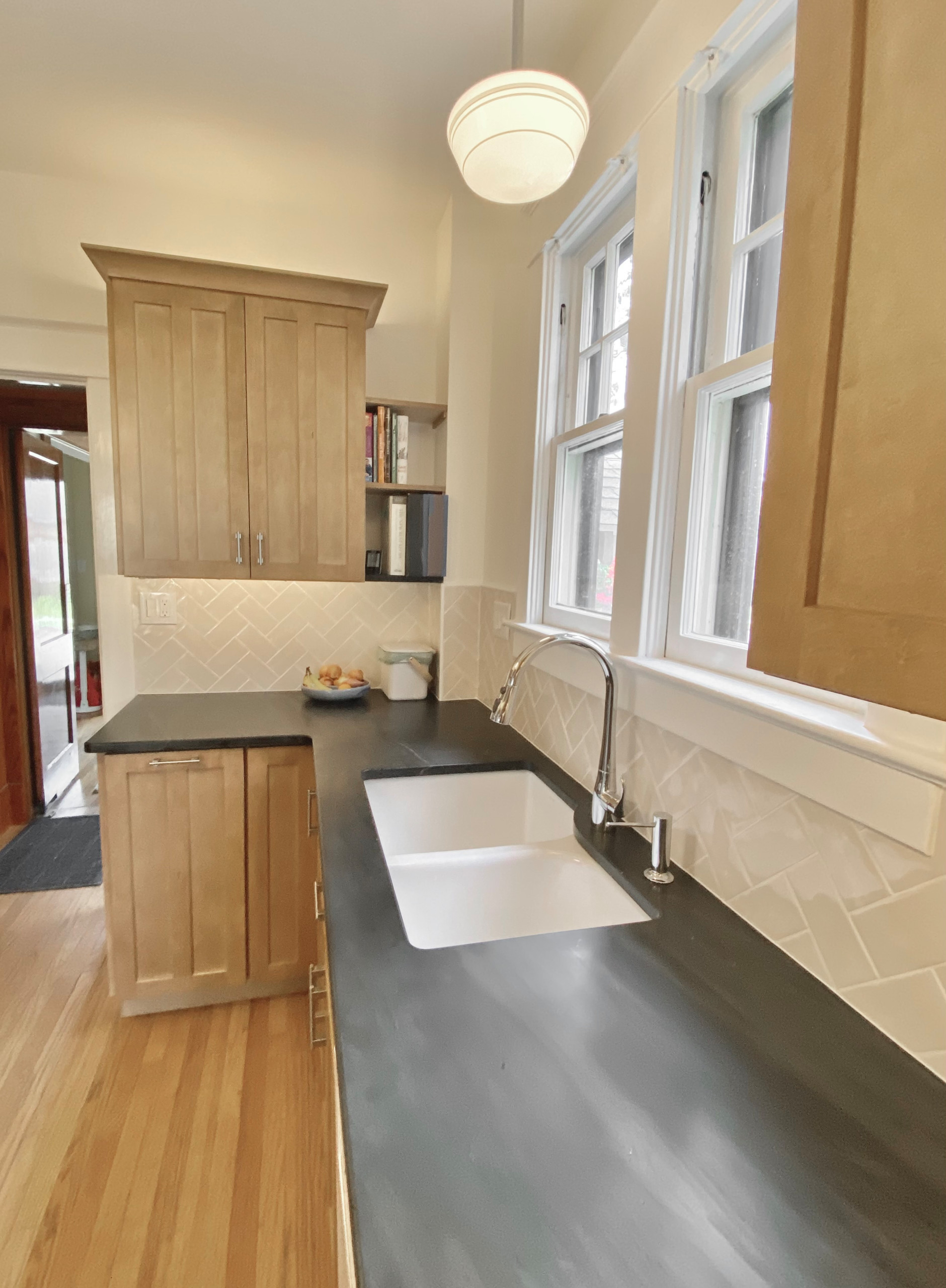 Tiny Craftsman Kitchen Update