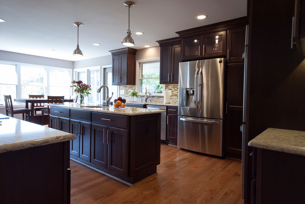 Inspiration for a transitional kitchen remodel in Baltimore