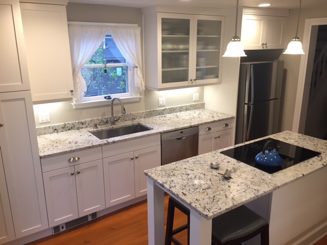 Transitional kitchen photo in New York