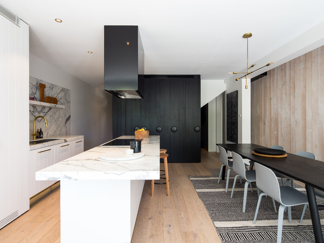 Stealth House contemporary-koek