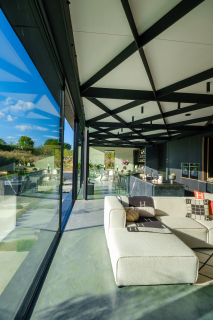 Glovers Barn modern-vardagsrum