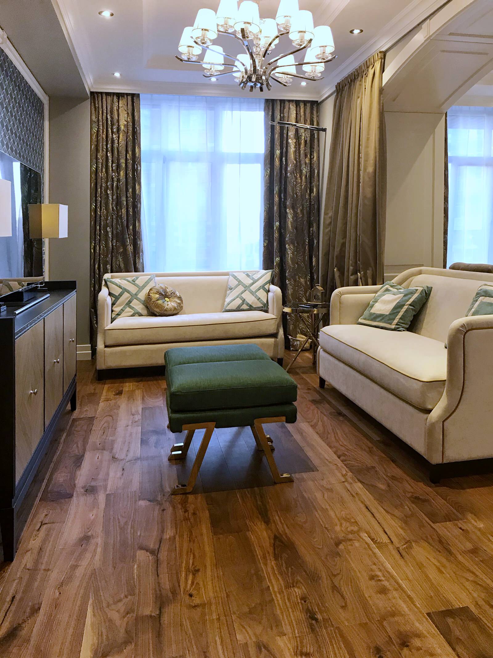 Премьер палас. Реализация