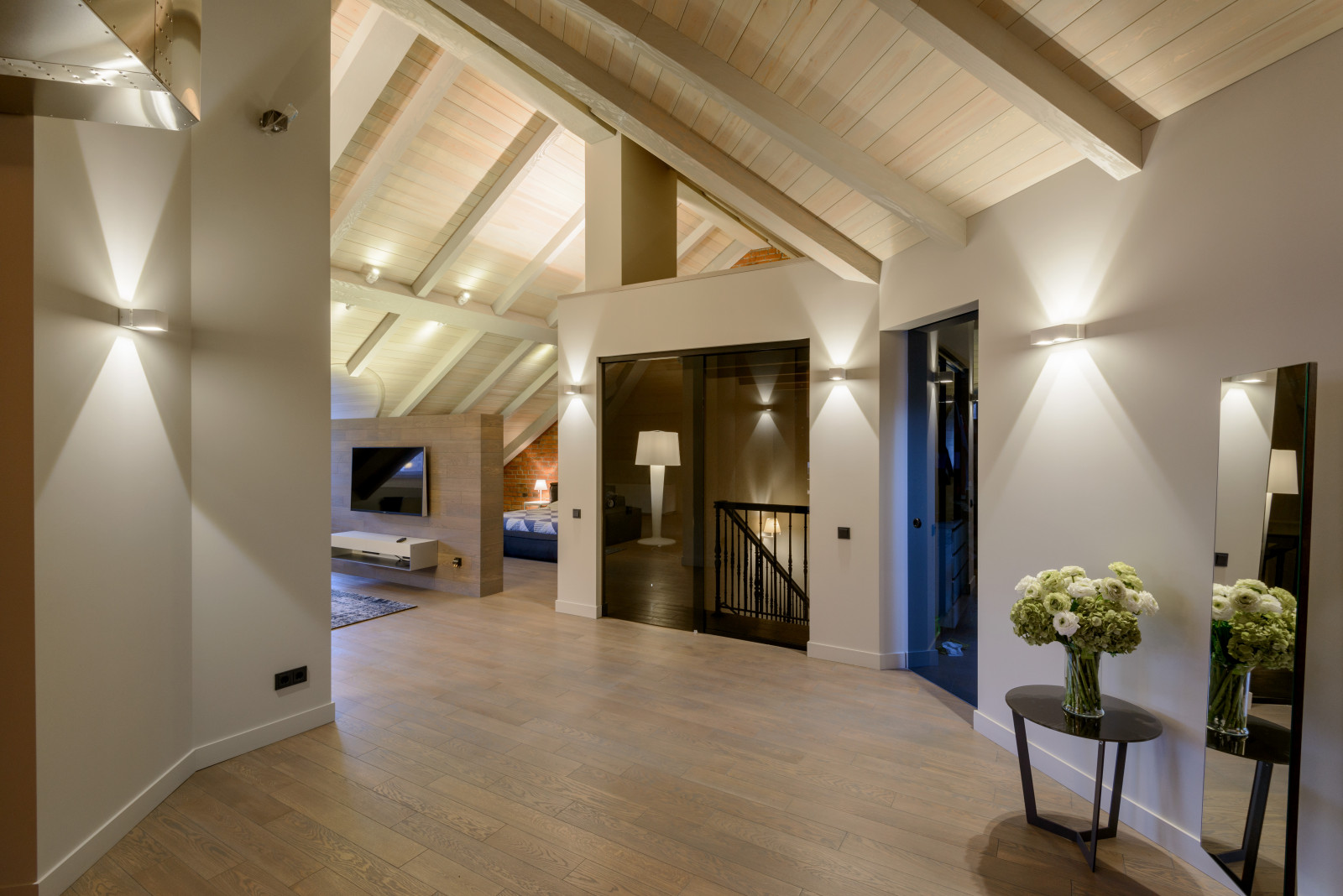 Оформление мансарды