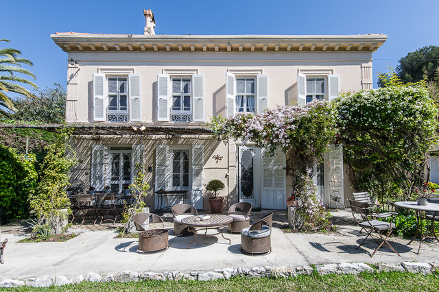 Villa m&eacute;diterran&eacute;enne au Cap d'Antibes mediterraneo-fachada