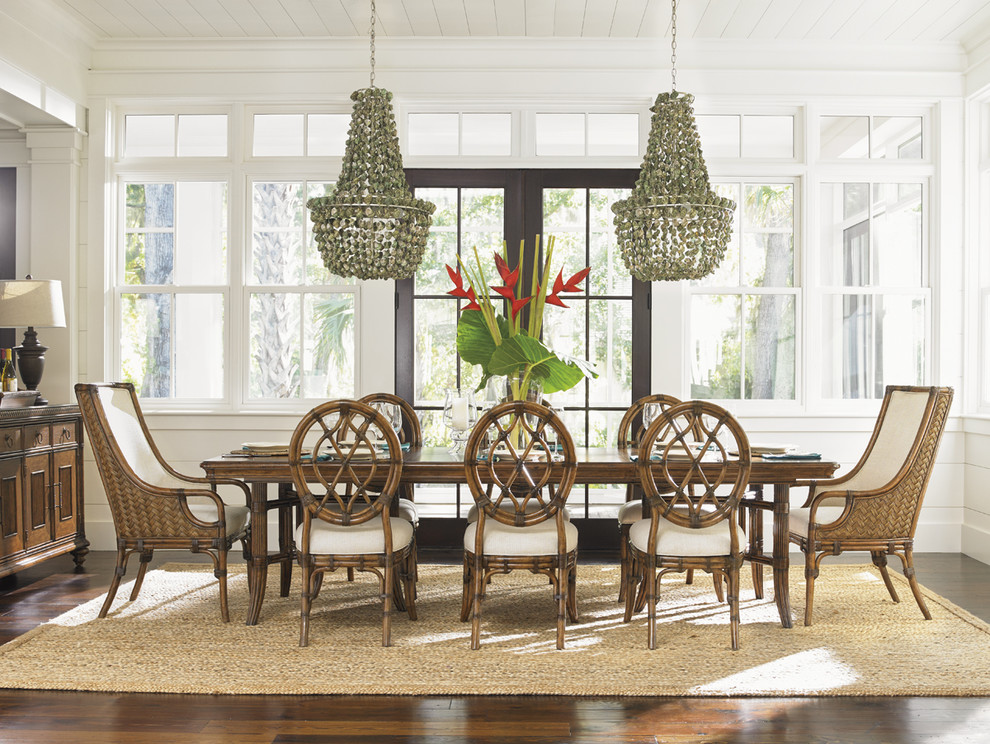 This is an example of a tropical dining room in Seattle.