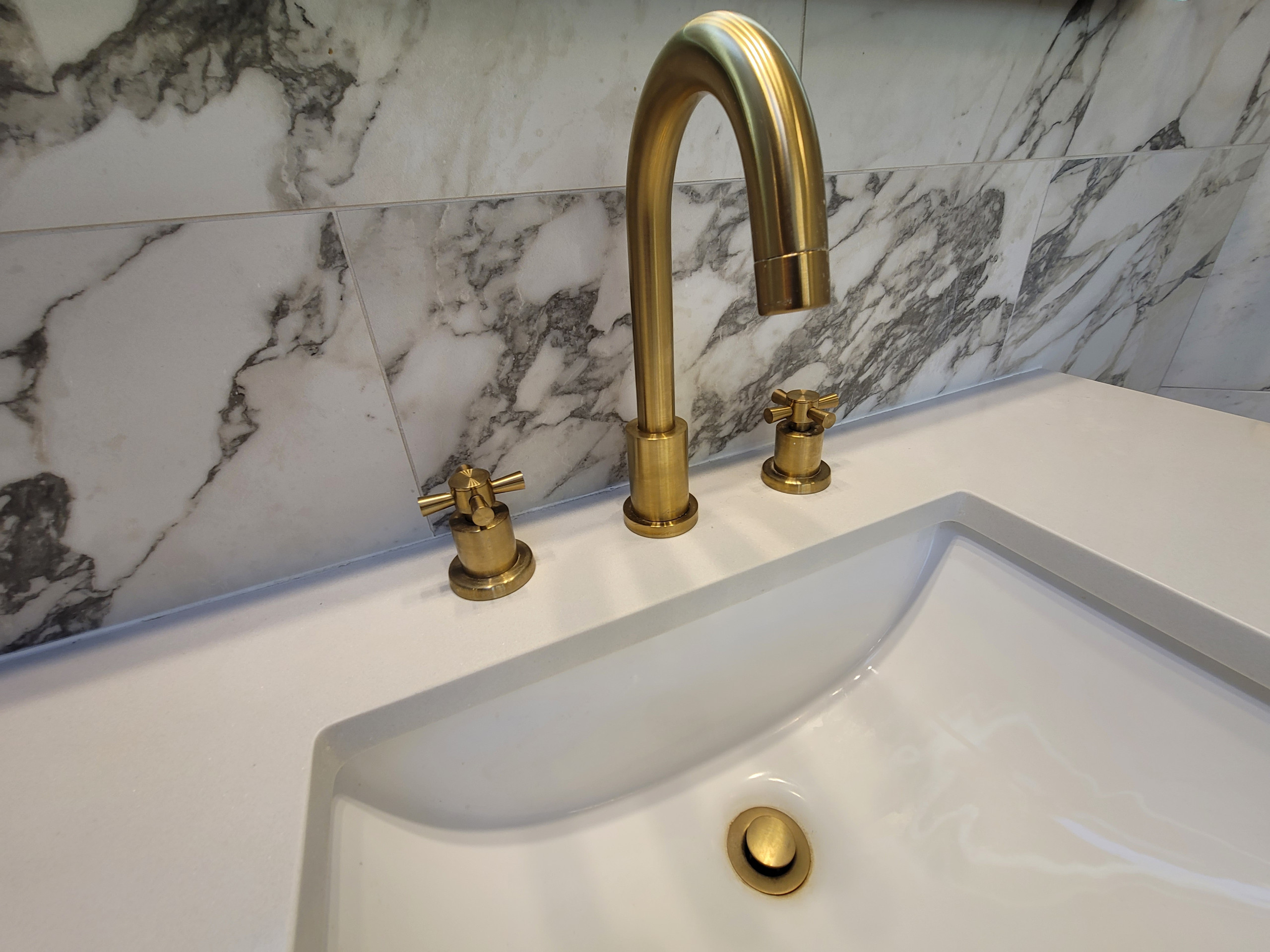 Dream white Bathroom
