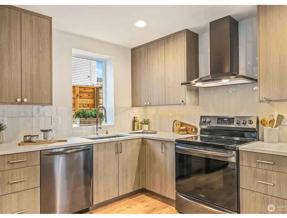 Beacon Hill 6 Unit Townhomes