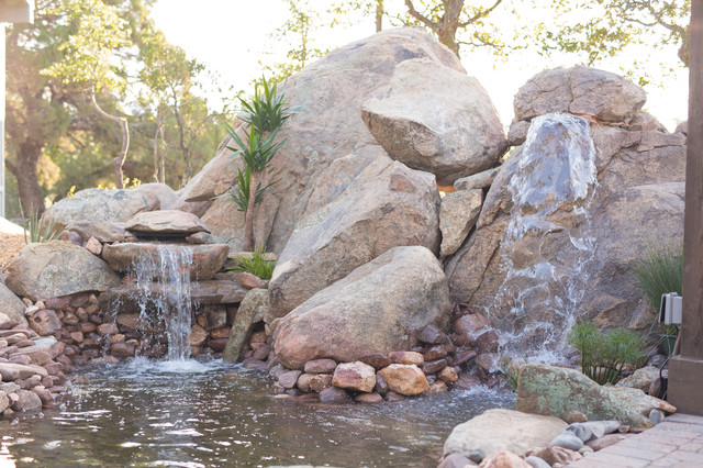 Arizona Koi Pond Boulder Waterfall amerikansk-southwestern-traedgaard