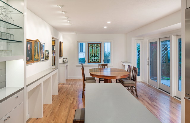 Omaha Renovation contemporaneo-comedor