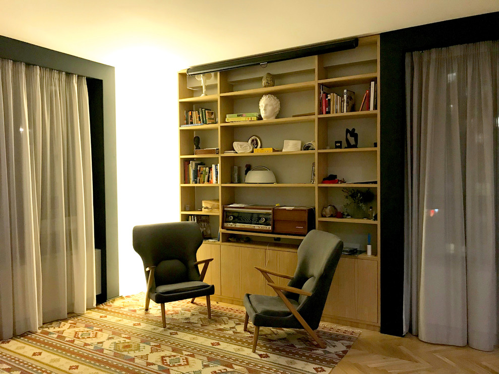 Черно-белая гамма и дуб