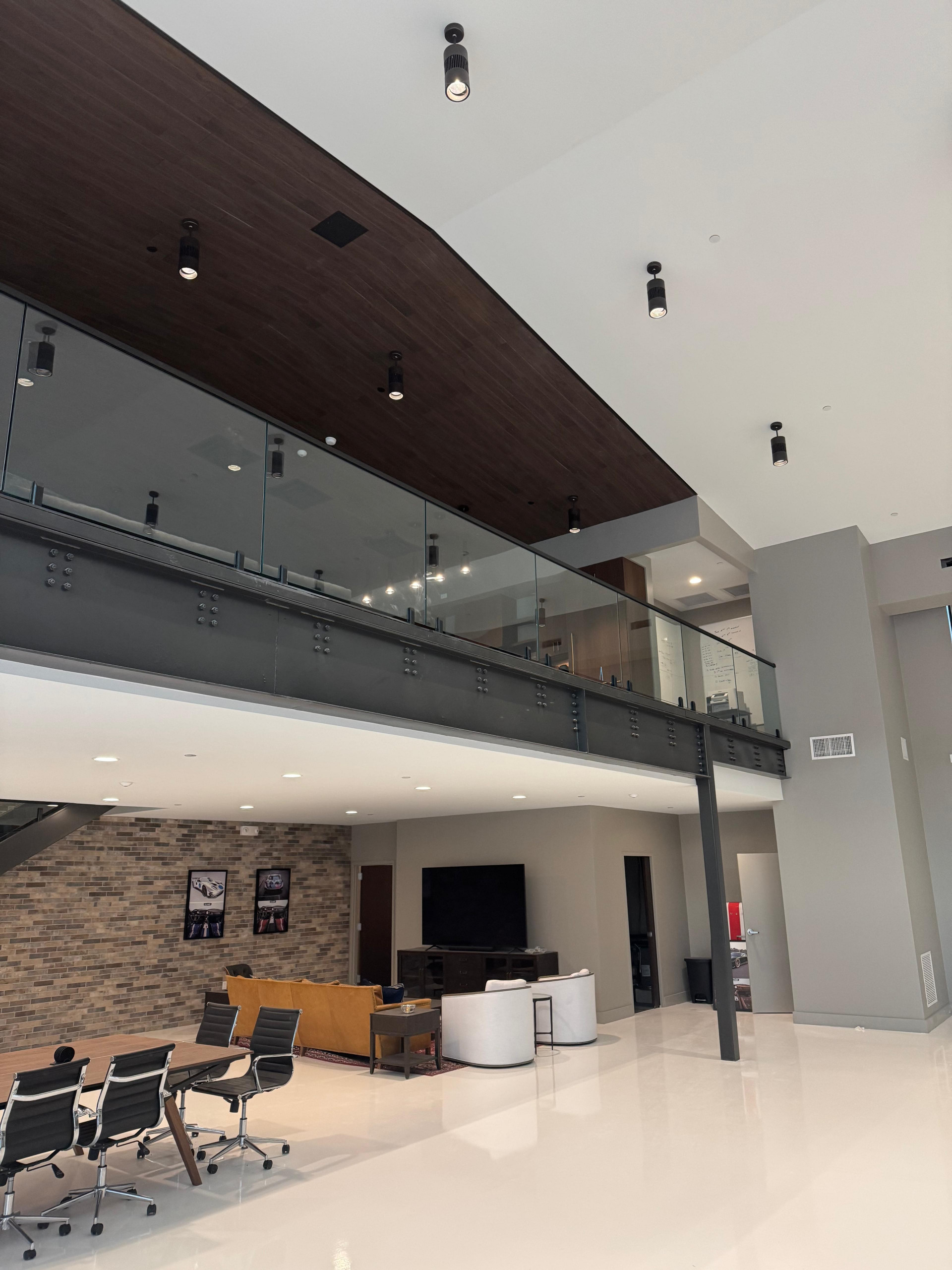 GLASS RAILING