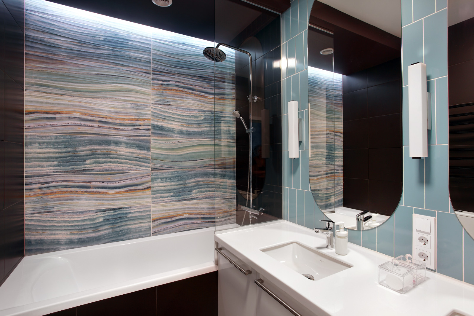 Камышовый рай для семьи и их реликвии