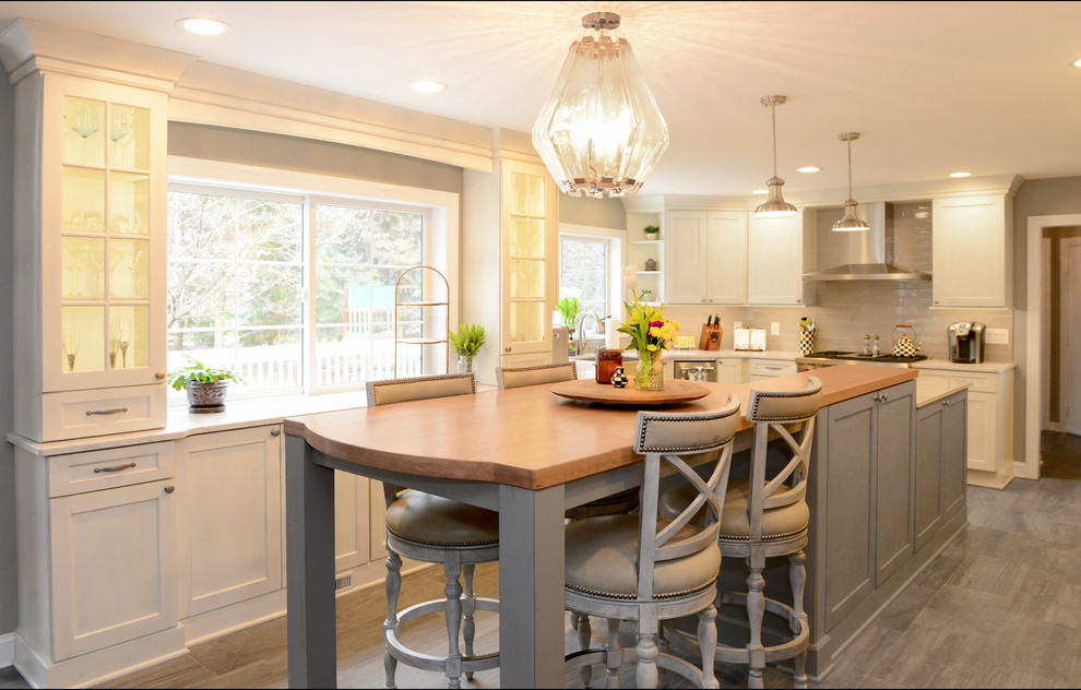 Inspiration for a transitional kitchen remodel in New York
