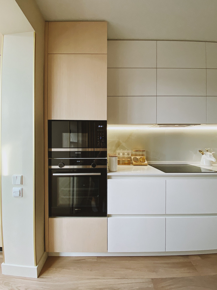 Кухня и лоджия в Сочи