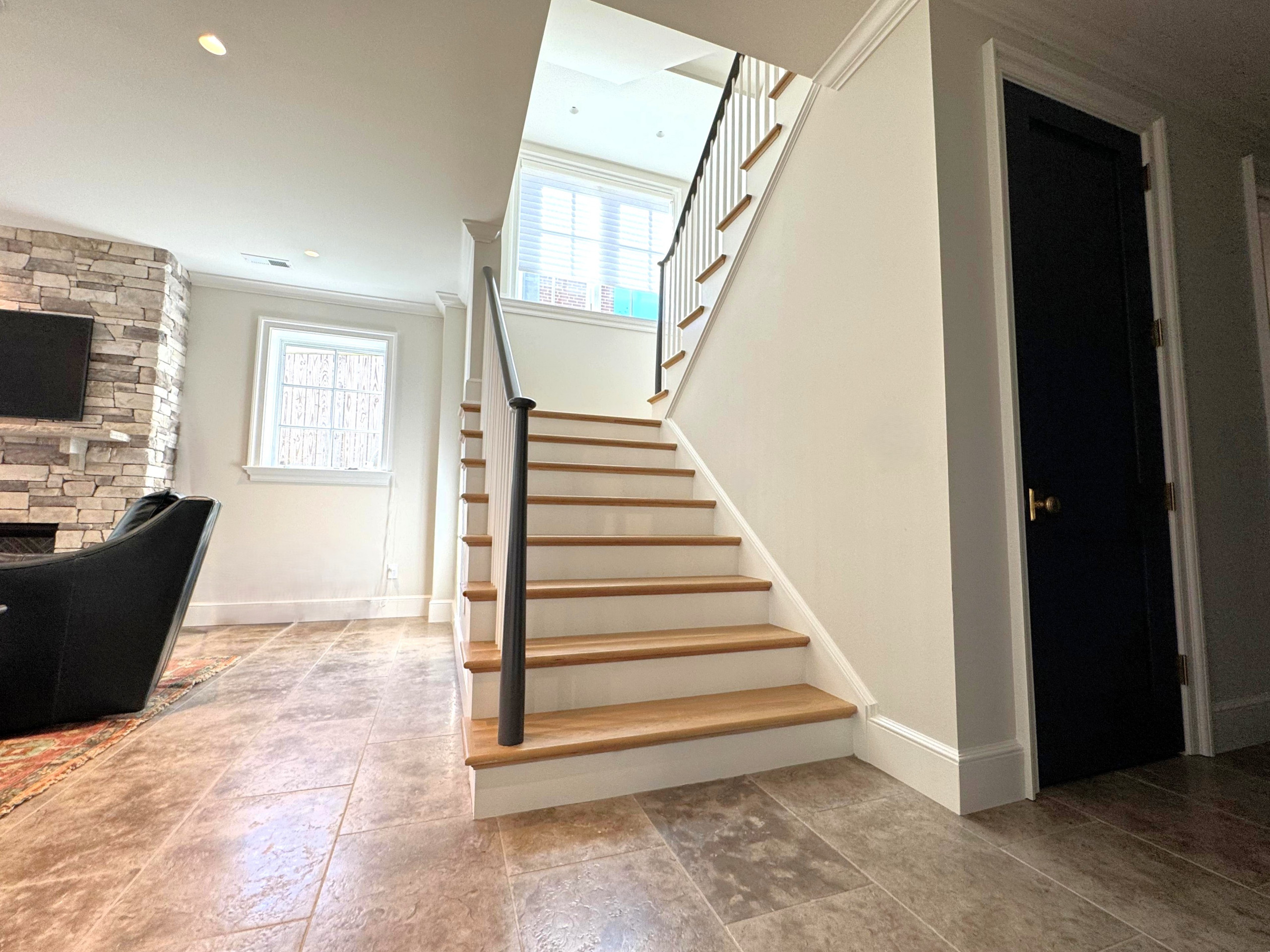 142_Airy Staircase with Over the Post Balustrade, Arlington, VA
