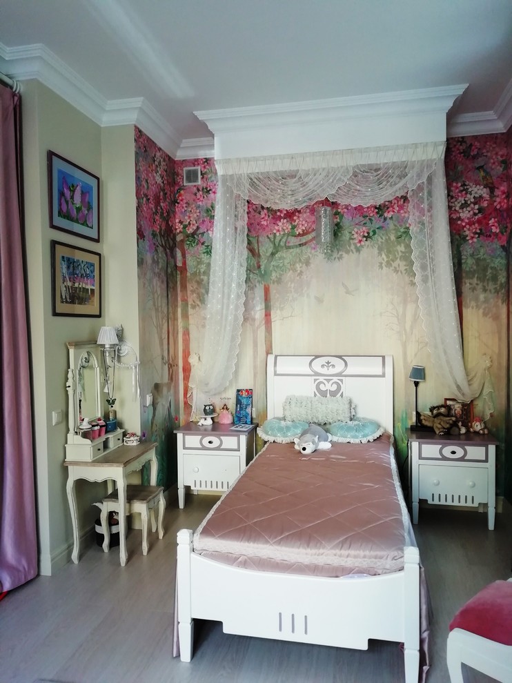 Детская для творческой девочки Милы.