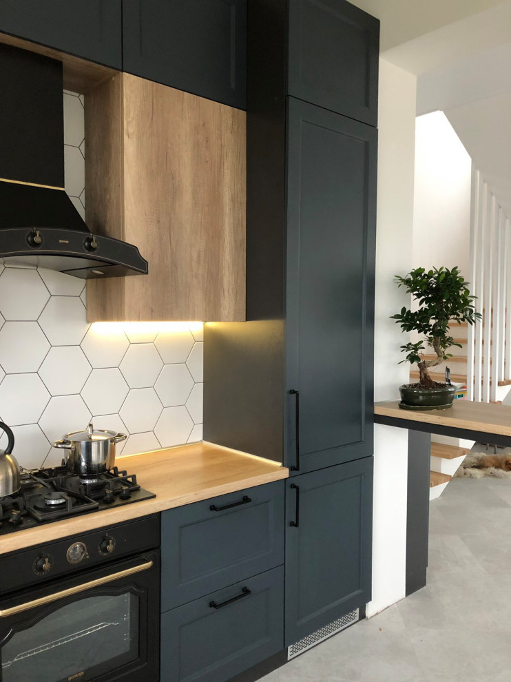 Серая кухня в современном стиле