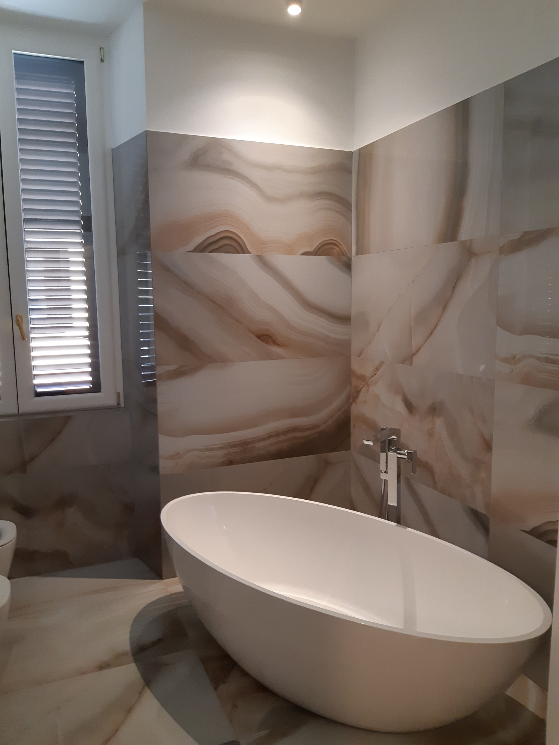 CORSO PLEBISCITI | Bagno in camera