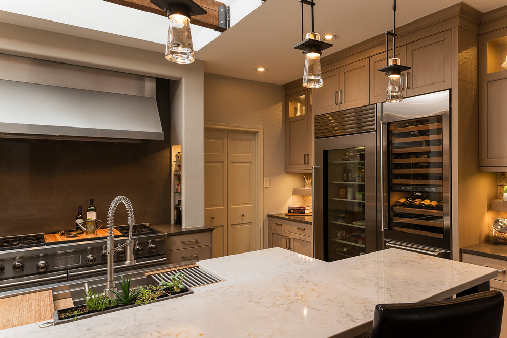 Inspiration for a rustic home design remodel in Dallas
