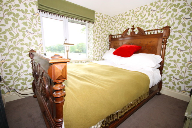 South Godstone bedroom