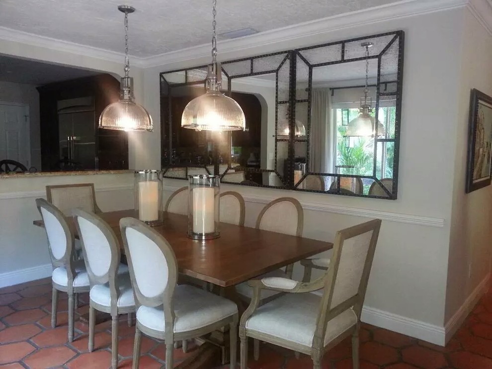 This is an example of a country dining room in Miami.