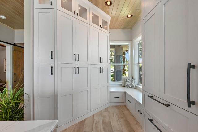 Transitional White Kitchen, Bar & Laundry transitional-kitchen