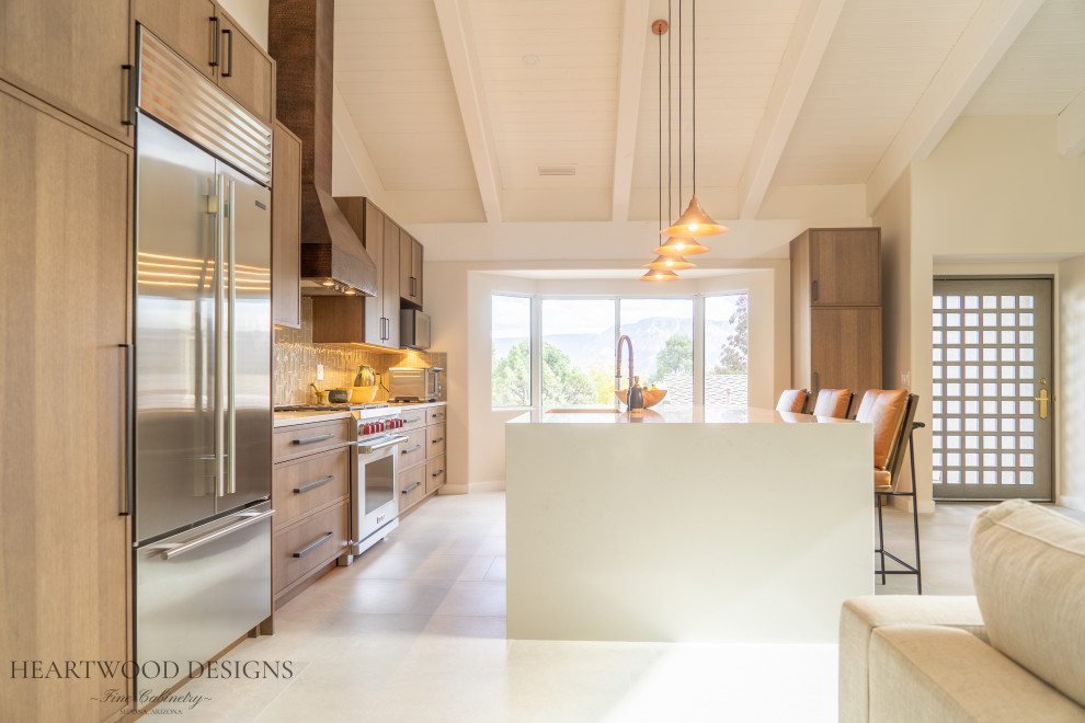 Transitional kitchen photo in Phoenix
