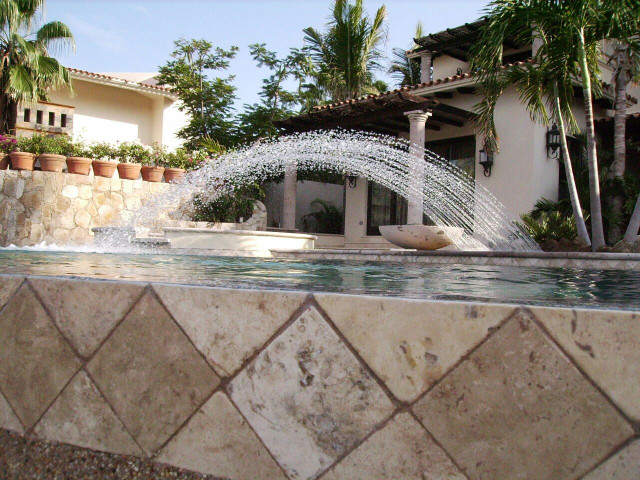 Casa Bernal eclectico-piscina