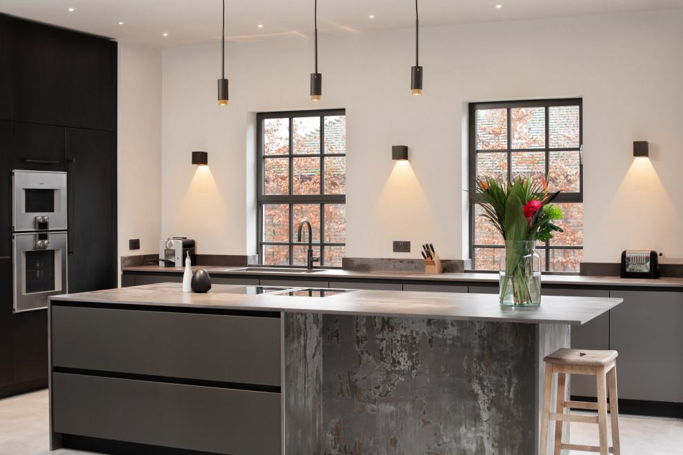 Kitchen - contemporary kitchen idea in Manchester