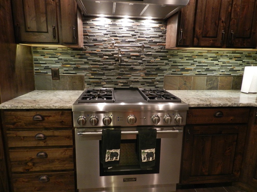 Home design - rustic home design idea in Salt Lake City