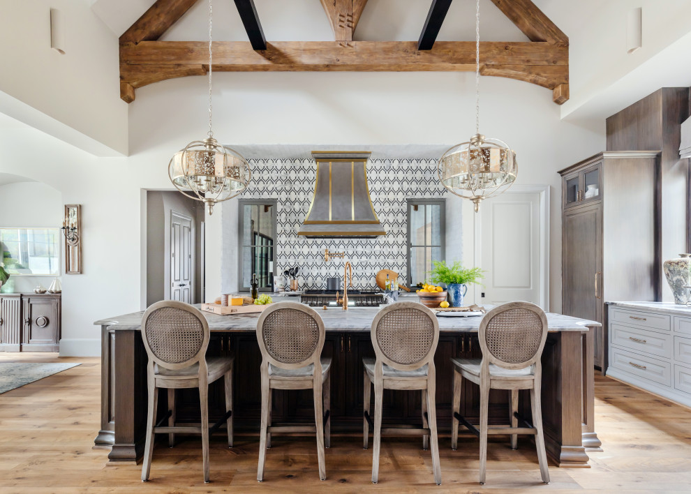 Example of a transitional kitchen design in Houston