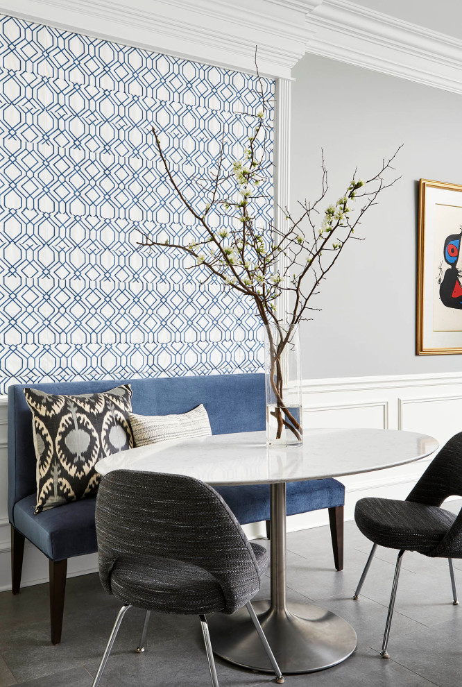 Home design - transitional home design idea in Chicago