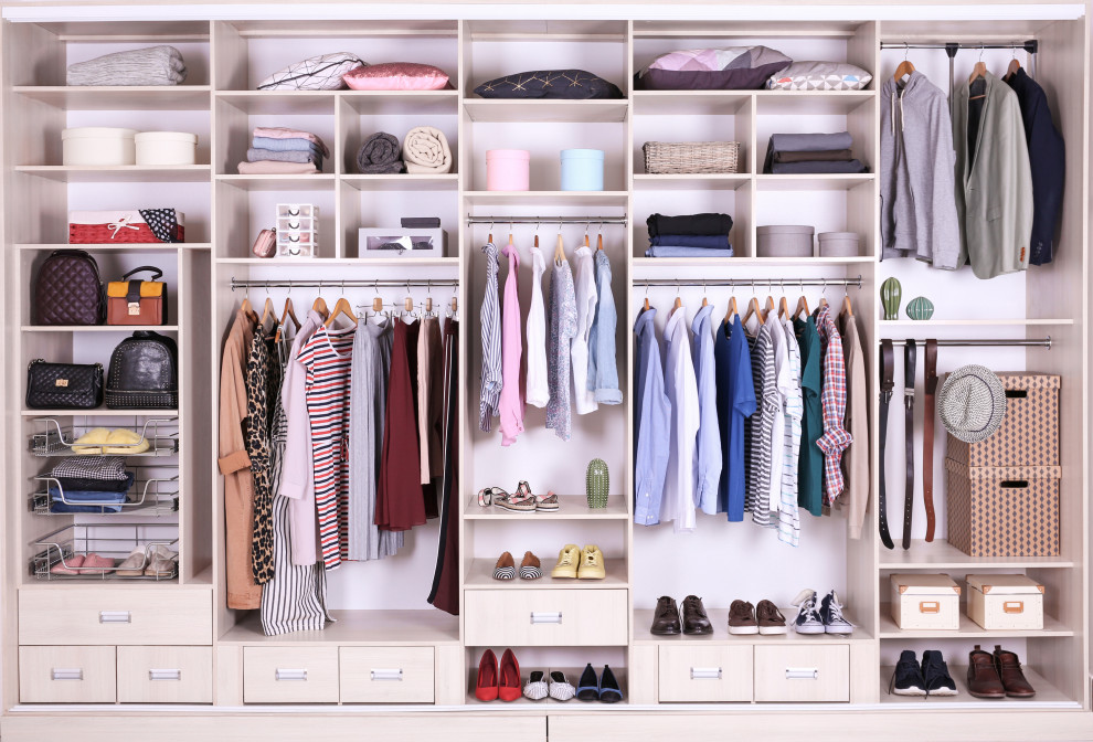 Inspiration for a contemporary storage and wardrobe in Orange County.