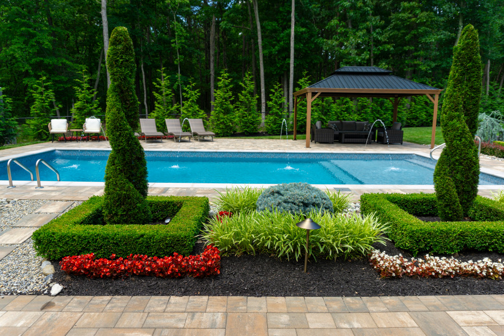 Jackson, NJ: Paver Pool Patio