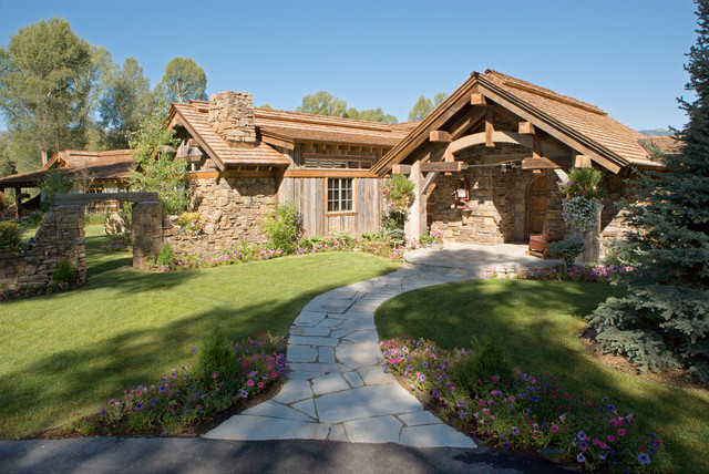Rustic Traditional rustic-entrance