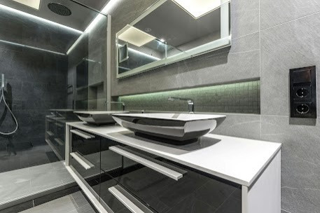 Elevate Your Daily Routine with a Sleek Bathroom Remodel