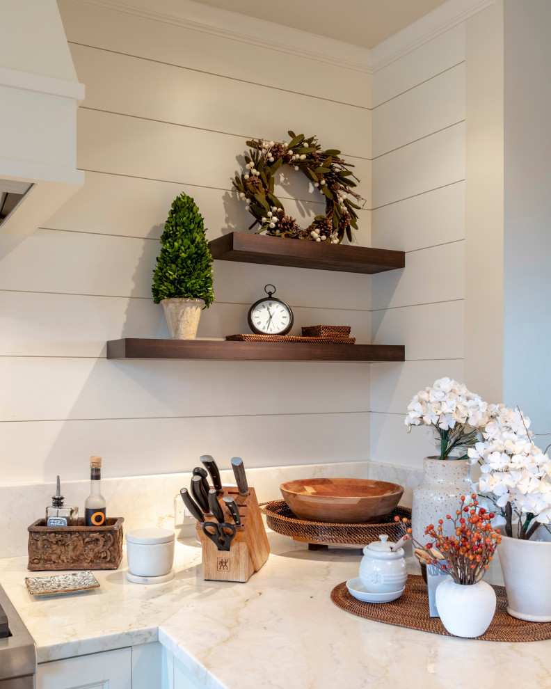 Inspiration for a transitional kitchen remodel in Seattle